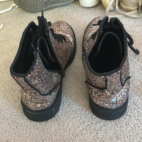 Rainbow Glitter Boots - Picture 3 of 4